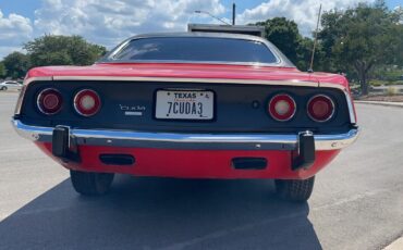 Plymouth-Cuda-Coupe-1973-Red-Black-57936-10