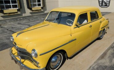 Plymouth-Deluxe-Berline-1949-Yellow-White-38732-2