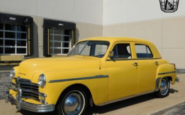 Plymouth-Deluxe-Berline-1949-Yellow-White-38732-7