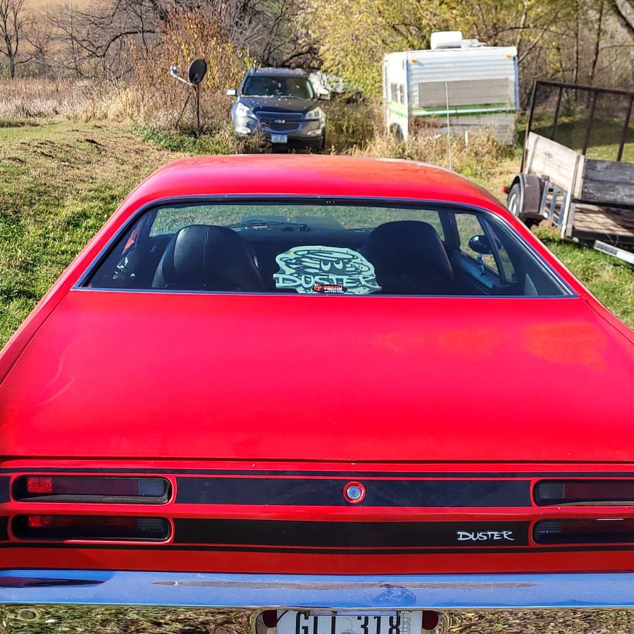 Plymouth-Duster-1971-red-2414-1