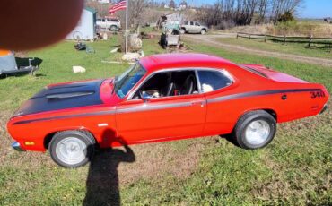 Plymouth-Duster-1971-red-2414-3