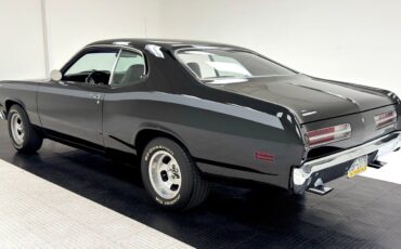 Plymouth-Duster-1972-Black-Black-21068-2