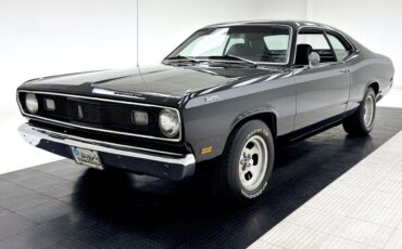 Plymouth Duster  year1}