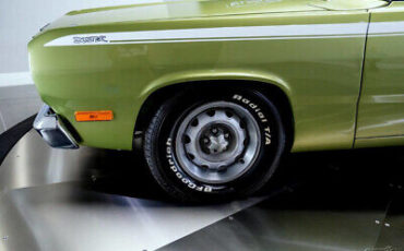 Plymouth-Duster-1972-Green-Green-117122-11