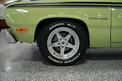 Plymouth-Duster-1973-Green-Green-72744-9