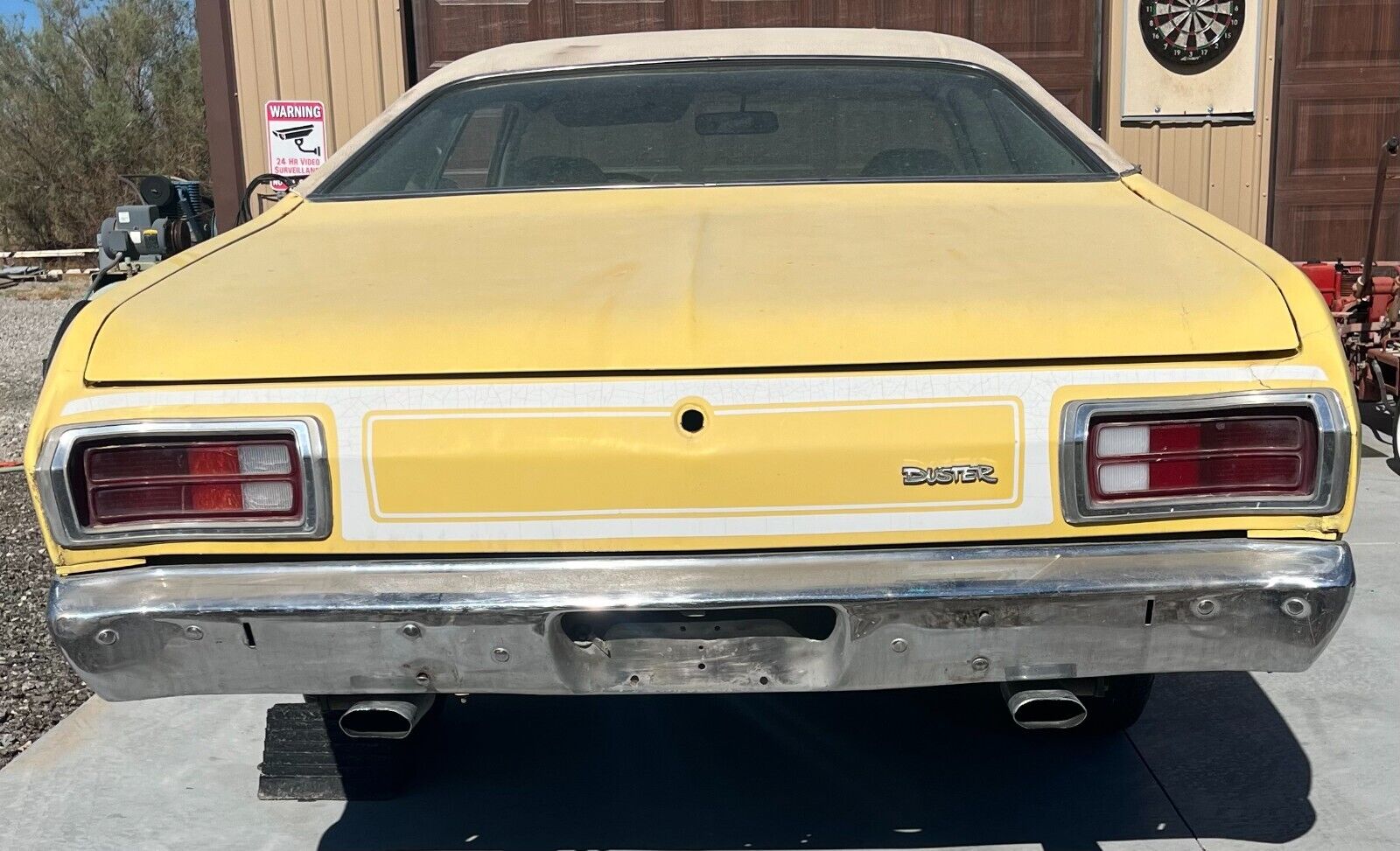 Plymouth-Duster-1973-Yellow-White-168981-4