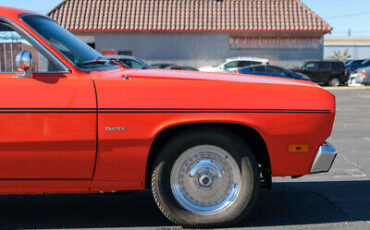 Plymouth-Duster-Coupe-1970-Orange-Black-2-10