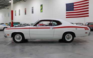 Plymouth-Duster-Coupe-1970-White-Red-88339-3