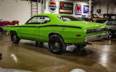 Plymouth-Duster-Coupe-1972-Sassy-Grass-Black-3285-10