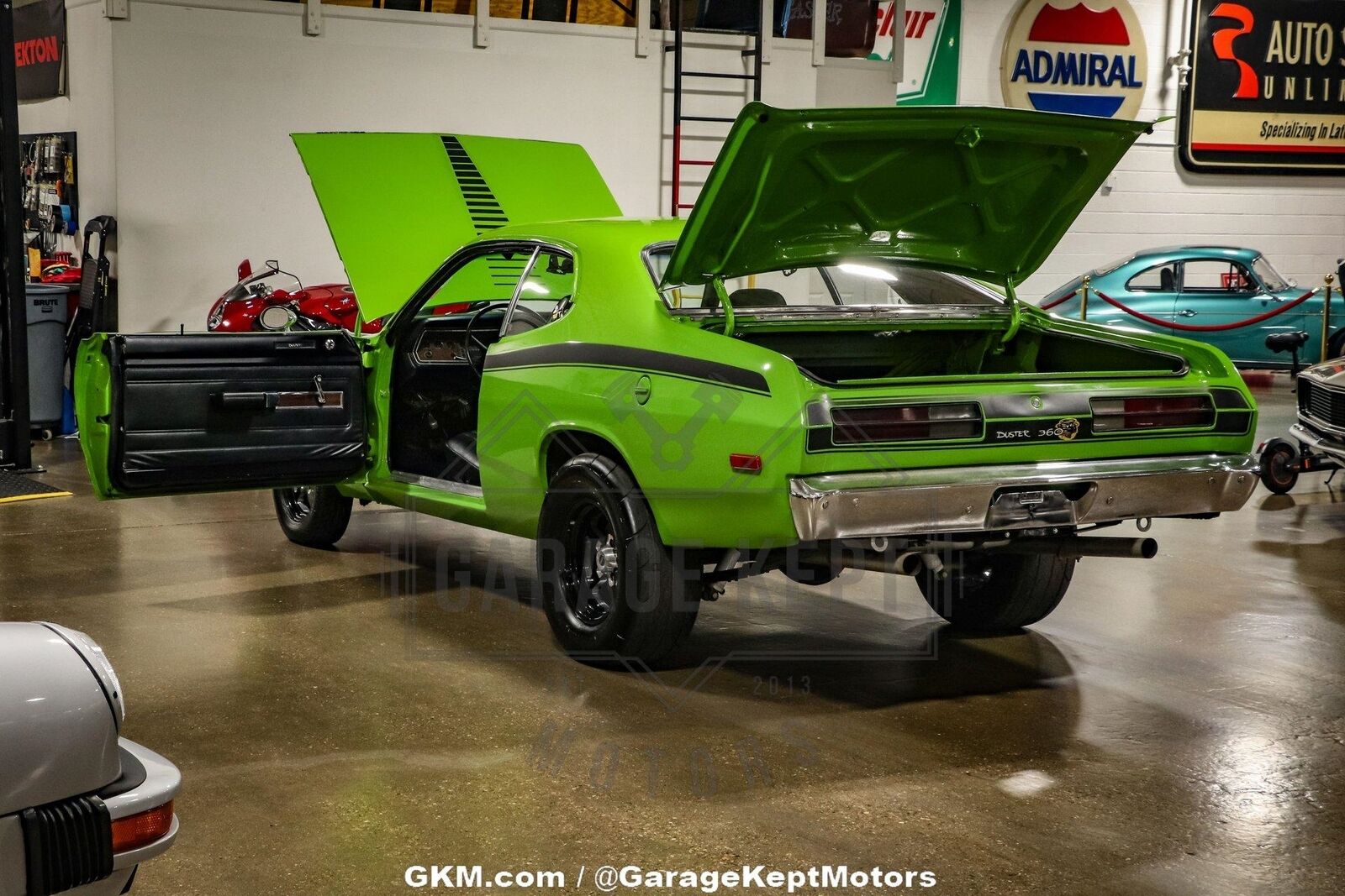 Plymouth-Duster-Coupe-1972-Sassy-Grass-Black-3285-2