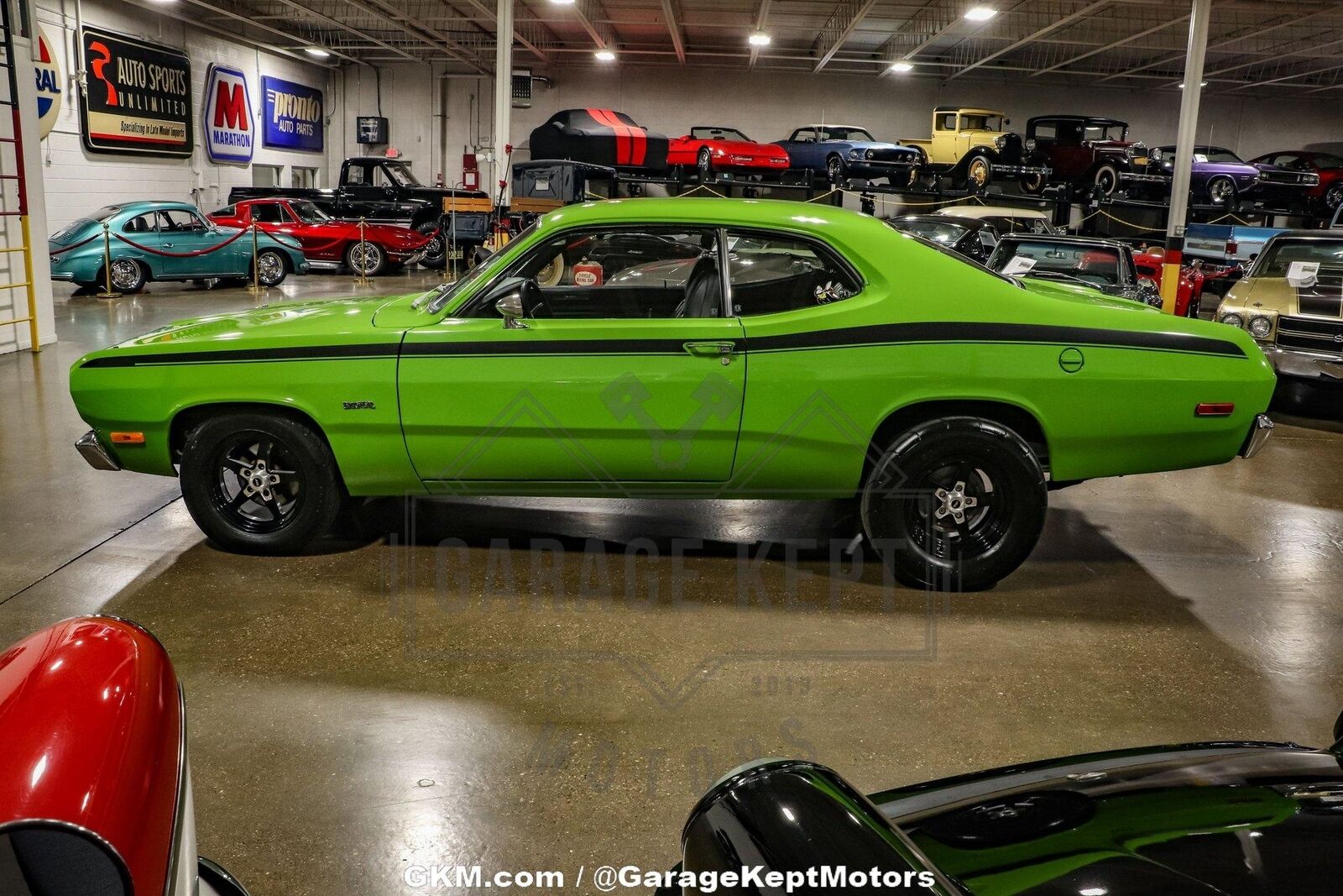 Plymouth-Duster-Coupe-1972-Sassy-Grass-Black-3285-9