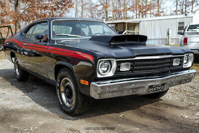 Plymouth-Duster-Coupe-1973-Red-Black-124568-11