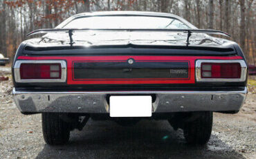 Plymouth-Duster-Coupe-1973-Red-Black-124568-6