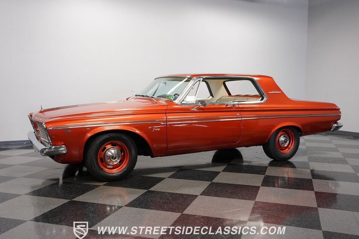 Plymouth-Fury-1963-Burgundy-White-78000-6