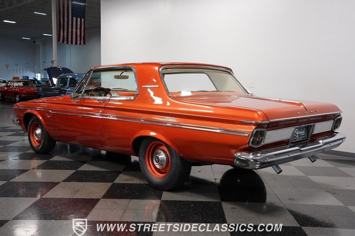 Plymouth-Fury-1963-Burgundy-White-78000-9