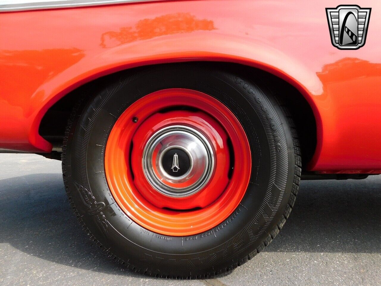 Plymouth-Fury-1964-Red-Black-15026-7