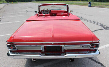 Plymouth-Fury-Cabriolet-1963-Red-Red-0-11