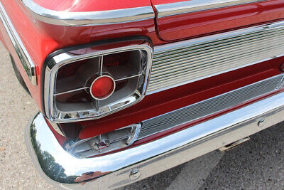 Plymouth-Fury-Cabriolet-1963-Red-Red-0-16