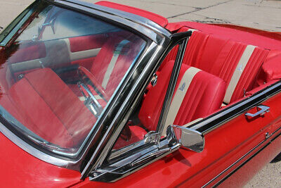 Plymouth-Fury-Cabriolet-1963-Red-Red-0-22