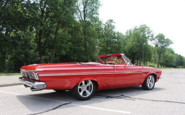 Plymouth-Fury-Cabriolet-1963-Red-Red-0-5