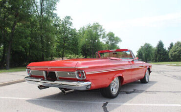 Plymouth-Fury-Cabriolet-1963-Red-Red-0-6