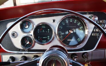 Plymouth-Fury-Cabriolet-1963-White-Red-272-24