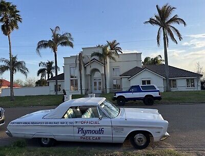 Plymouth-Fury-Cabriolet-1965-White-16092-9