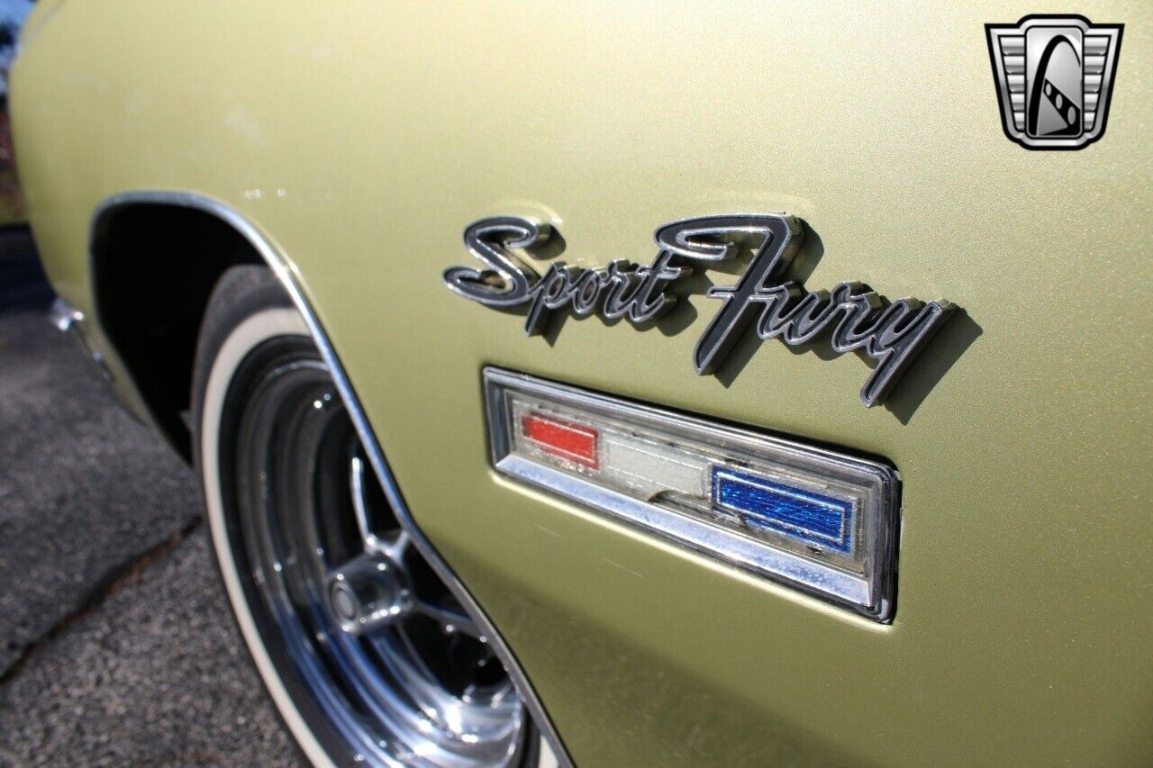 Plymouth-Fury-Cabriolet-1968-Lime-Metallic-Green-82711-9