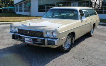 Plymouth-Fury-Cabriolet-1973-Beige-Beige-147231-4