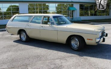 Plymouth-Fury-Cabriolet-1973-Beige-Beige-147231-8