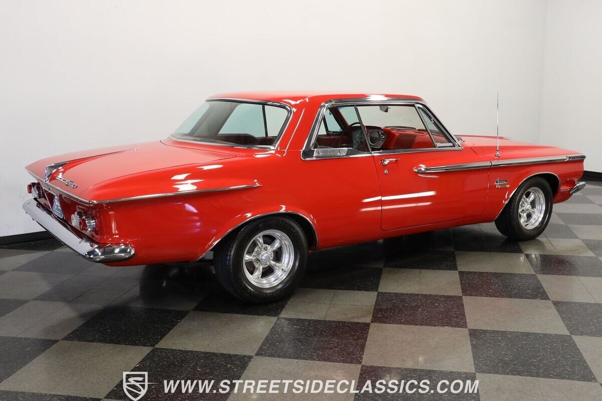 Plymouth-Fury-Coupe-1962-Red-Red-56462-11