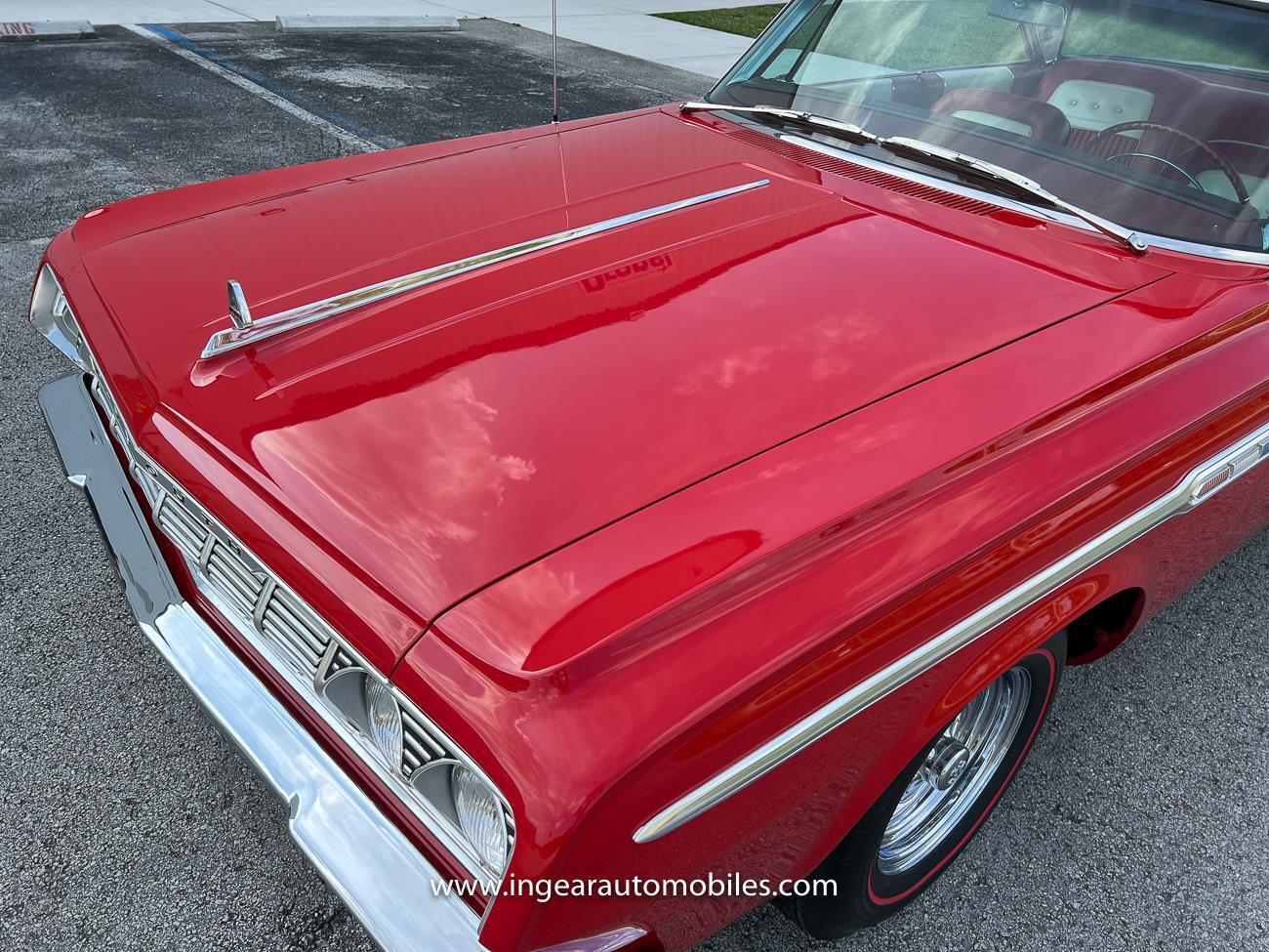 Plymouth-Fury-Coupe-1964-Red-Red-129959-19