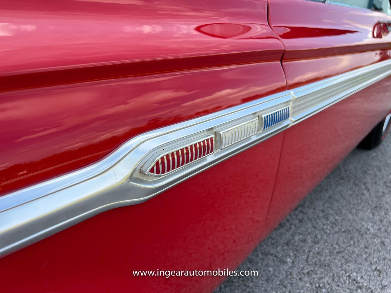 Plymouth-Fury-Coupe-1964-Red-Red-129959-25