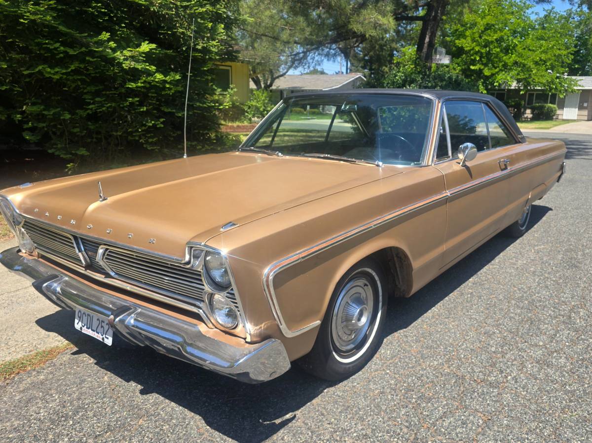 Plymouth-Fury-vip-1966-brown-83686-1