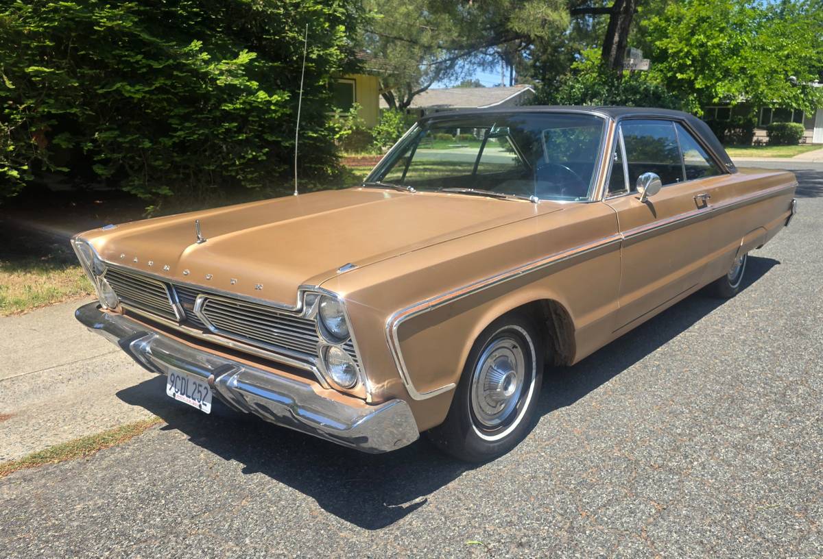 Plymouth-Fury-vip-1966-brown-83686-2