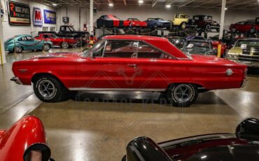 Plymouth-GTX-1967-Red-Red-95867-3