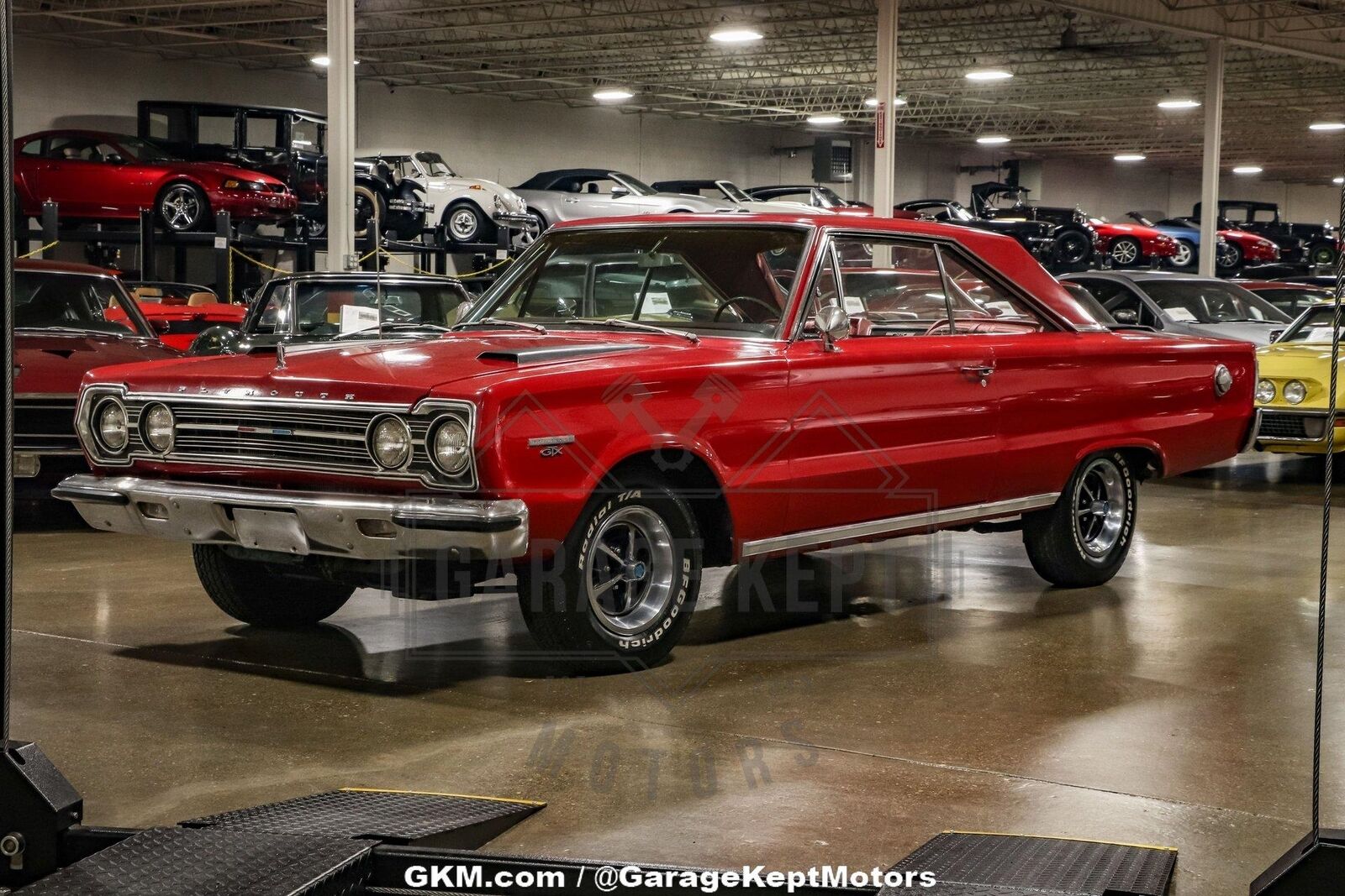 Plymouth-GTX-1967-Red-Red-95867-8