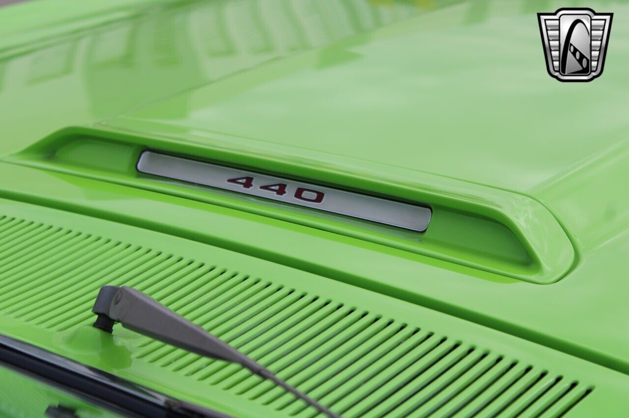 Plymouth-GTX-1970-Green-Black-409-6