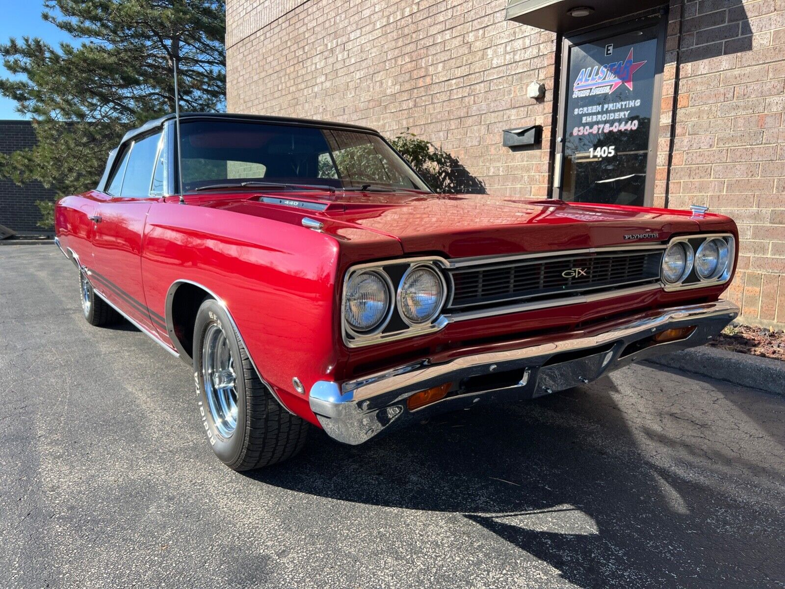 Plymouth-GTX-Cabriolet-1968-Red-Red-4828-7