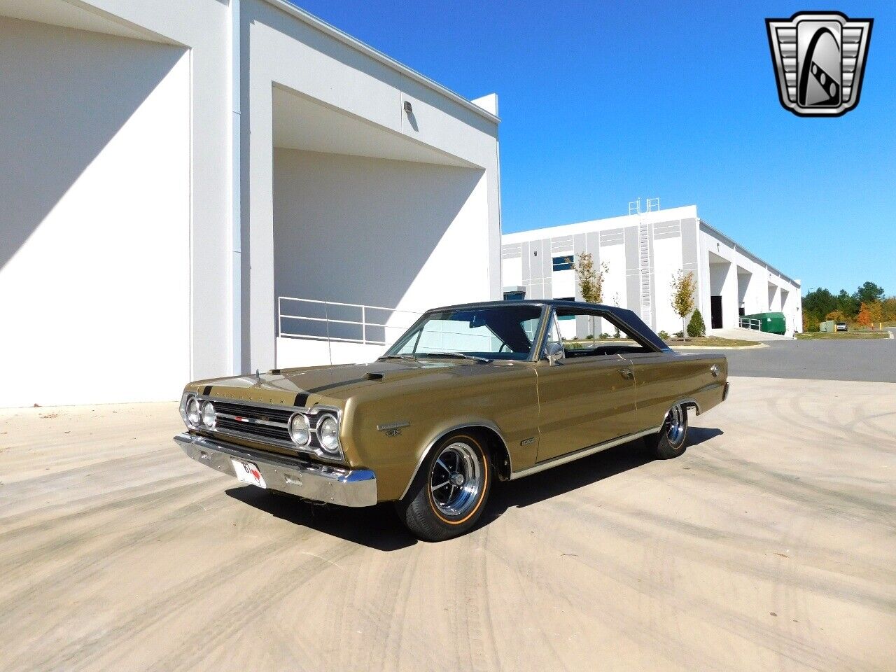 Plymouth-GTX-Coupe-1967-Brown-Black-107173-2