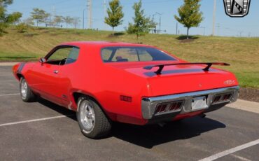 Plymouth-GTX-Coupe-1971-Red-Black-135637-3