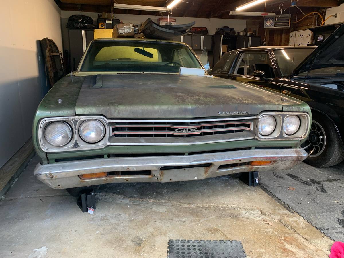 Plymouth-Gtx-1968-green-160934-1