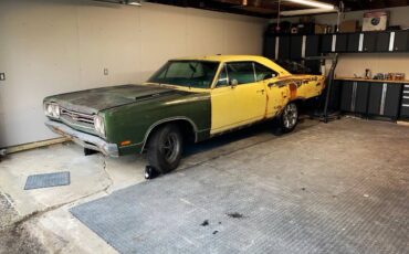 Plymouth-Gtx-1968-green-160934