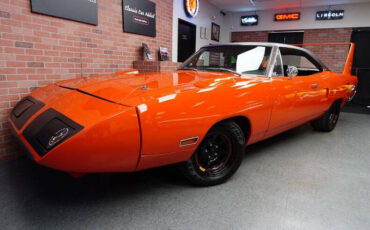 Plymouth-HEMI-Superbird-Clone-1970-Vitamin-C-Black-100-2