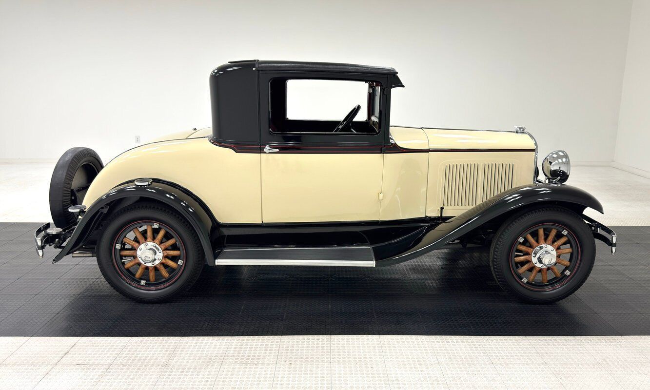 Plymouth-Model-U-Coupe-1929-Yellow-Maroon-75626-5