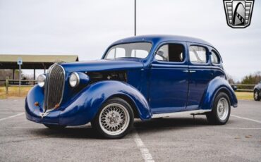 Plymouth-P6-Berline-1938-Blue-Brown-28489-2