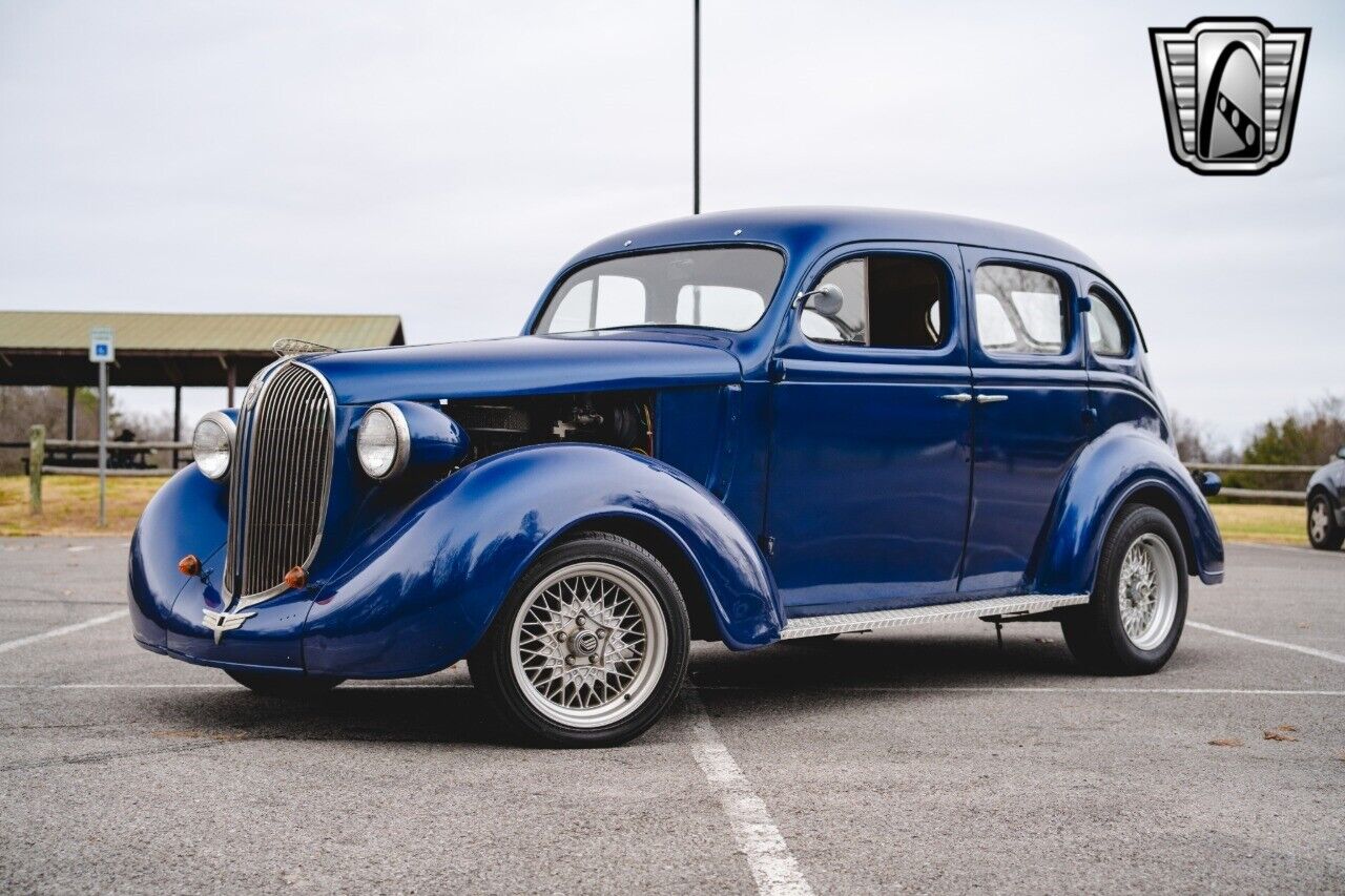 Plymouth-P6-Berline-1938-Blue-Brown-28489-2