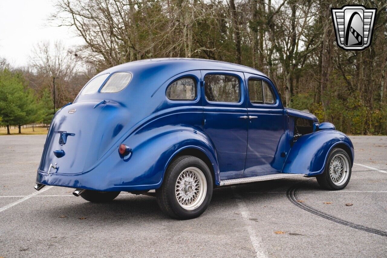 Plymouth-P6-Berline-1938-Blue-Brown-28489-6