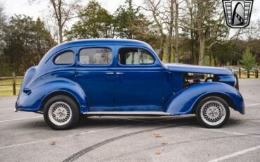 Plymouth-P6-Berline-1938-Blue-Brown-28489-7