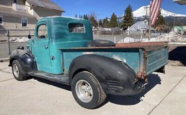 Plymouth-Pickup-1937-Green-160934-2